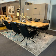 Laden Sie das Bild in den Galerie-Viewer, AERA Gavi Stuhlgruppe Leder schwarz drehbar