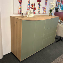 Laden Sie das Bild in den Galerie-Viewer, Anrei Highboard Pro Wave Designmöbel Sauerland Möbel zeppenfeld Olpe (3)