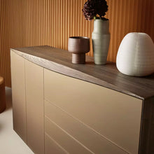 Laden Sie das Bild in den Galerie-Viewer, Anrei Highboard Pro Wave Designmöbel Sauerland Möbel zeppenfeld Olpe (3)