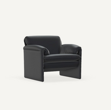 Laden Sie das Bild in den Galerie-Viewer, Leolux Bora Bora Sessel – bei Zeppenfeld Wohn Evolution in Olpe