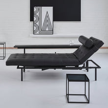 Laden Sie das Bild in den Galerie-Viewer, IPDesign Daybed Campus (Deluxe) & Zubehör – Leder Galaxy schwarz, glatt oder Steppung - Möbelhaus H. Zeppenfeld GmbH