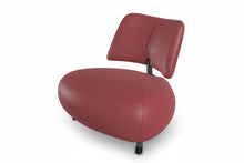 Laden Sie das Bild in den Galerie-Viewer, Leolux Sessel Pallone red Edition Freisteller