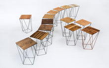Laden Sie das Bild in den Galerie-Viewer, Scholtissek Beistelltisch, Drahthocker Statique, Massivholz, verschiedene Ausführungen