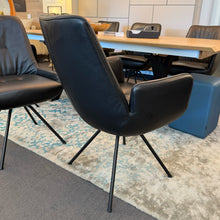 Laden Sie das Bild in den Galerie-Viewer, AERA Stuhlgruppe Gavi Esszimmer Stuhl Rückansicht