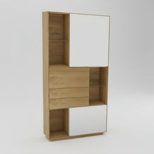 Laden Sie das Bild in den Galerie-Viewer, Freisteller: Puro Style SY772 in Asteiche – 2 MDF-Türen lackiert, 1 Holztür & 2 Schubladen mit Zopfbürstung, 3 offene Nischen