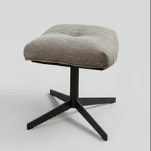 Laden Sie das Bild in den Galerie-Viewer, BW Daron – passender Hocker 62×47×42 cm