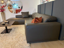 Laden Sie das Bild in den Galerie-Viewer, Longchair links des Gyform Focus in Seta Terra, Seitenansicht