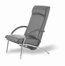Laden Sie das Bild in den Galerie-Viewer, Relaxsessel Curve von IP DESIGN in verschiedenen Farben und Materialien – individuelle Gestaltungsmöglichkeiten für Ihr Zuhause