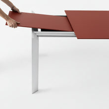 Laden Sie das Bild in den Galerie-Viewer, Kristalia Esstisch Nori 209x100 cm optional verlängerbar - Italienisch