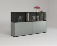 Laden Sie das Bild in den Galerie-Viewer, Freisteller: SOMA Highboard 242×124×50 cm, Front in Aluminium Titan & Grauglas