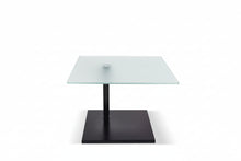 Laden Sie das Bild in den Galerie-Viewer, Beistelltisch 60×60 cm – Optiwhite-Glas mit Nanostruktur, unlackiert, rollbar; für Duett K526 & Kolo K726 (DUO/pOp)