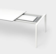 Laden Sie das Bild in den Galerie-Viewer, Kristalia Esstisch Maki italienische Designmöbel Ausziehtisch Möbel Zeppenfeld Olpe Sauerland (2)