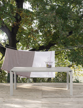 Laden Sie das Bild in den Galerie-Viewer, Kristalia Esstisch Nori Ausziehtisch Designmöbel Sauerland Zeppenfeld Olpe