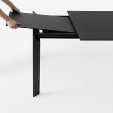 Laden Sie das Bild in den Galerie-Viewer, Kristalia Esstisch Nori 209x100 cm optional verlängerbar - Italienisch