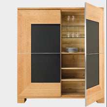 Laden Sie das Bild in den Galerie-Viewer, Scholtissek Varus Wohnzimmerschrank Massivholz Eiche B/H/T 186 x 205 x 42 cm - Möbelhaus H. Zeppenfeld GmbH