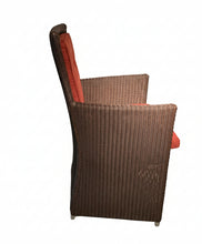 Laden Sie das Bild in den Galerie-Viewer, Detail Lloyd-Loom-Geflecht am Sessel 175, dunkelbraun