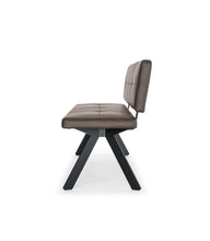 Laden Sie das Bild in den Galerie-Viewer, Detail Girsberger Carim – Sitz kapitoniert (gesteppt) in Leder Donna