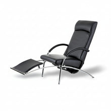 Laden Sie das Bild in den Galerie-Viewer, Relaxsessel Curve von IP DESIGN in modernem Design – eleganter Designersessel mit ergonomischer Form und drehbarem Fuß