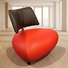 Laden Sie das Bild in den Galerie-Viewer, Rücken in Senso Chocolat am Leolux Pallone Paradise – edler Kontrast zum roten Leder