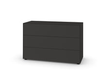 Laden Sie das Bild in den Galerie-Viewer, Modell 1536776 der Nex Pur Box Kommode in grafitgrauer Lackierung, puristisches Design mit drei Schüben.
