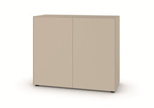 Laden Sie das Bild in den Galerie-Viewer, Kommode Piure Nex Pur Box 2016300 als Freisteller in Seidengrau – minimalistisches Highboard mit 2 Türen, 120 × 100 × 48 cm.
