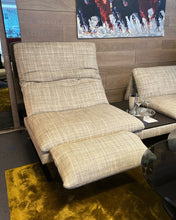 Laden Sie das Bild in den Galerie-Viewer, Bielefelder Werkstätten Ecksofa Heaven, Funktionssofa Stoff Longchair links oder rechts anbaubar!
