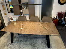 Laden Sie das Bild in den Galerie-Viewer, Draenert Esstisch Fontana Ausziehtisch Granittisch Designmöbel Sauerland Möbel Zeppenfeld Olpe
