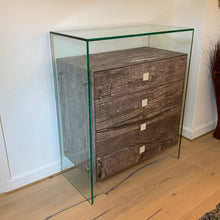 Laden Sie das Bild in den Galerie-Viewer, Dreieck Design Kommode Fusion Wood Sale Sauerland Olpe Möbel Zeppenfeld (2)
