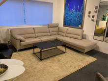 Laden Sie das Bild in den Galerie-Viewer, Erpo Wohnlanschaft GA400 AERA Espero kubisches Sofa wie Cor Conseta Möbel Zeppenfeld Olpe Designmöbel Sauerland
