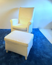 Laden Sie das Bild in den Galerie-Viewer, Ohrensessel, Lesessel, Hochlehnsessel Hans Kaufeld HK-4365, creme, mit Hocker
