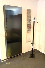 Laden Sie das Bild in den Galerie-Viewer, Kristalia BOXONE &amp; BOX – extraflacher Design-Schrank 65×190×20 cm mit 180° Spiegeltür | Schuhschrank, Garderobe, Mehrzweck
