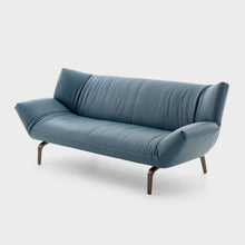 Laden Sie das Bild in den Galerie-Viewer, Leolux Devon Sofa – kleines Designerstück in modernem Wohnzimmer
