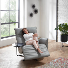 Laden Sie das Bild in den Galerie-Viewer, Nolte Polstermöbel Linca Lounger Möbel zeppenfeld Olpe Designmöbel Sauerland relaxsessel relaxliege (12)
