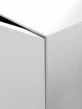 Laden Sie das Bild in den Galerie-Viewer, Detailansicht Gehrung der Piure Nex Pur Box – präzise Kantenverarbeitung für flächenbündiges Design mit höchster handwerklicher Qualität
