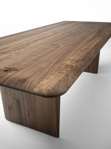 Riva 1920 Esstisch Vela Massivholztisch Eiche Nußbaum Designmöbel Sauerland Möbel Zeppenfeld Olpe