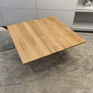 Ronald Schmitt Couchtisch K951 Platte Eiche massiv Ausstellugnsstück Abverkauf Schnäppchen
