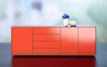 Laden Sie das Bild in den Galerie-Viewer, Scholtissek Anrichte Novus 3 Türen, 4 Schubkästen 240 x 85 x 42 cm, verschiedene Farben
