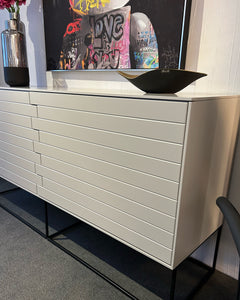 Sideboard Max Lack french grey matt, BHT 162 x 83 x 44,4 cm, 2 Türen, Ausstellungsstück