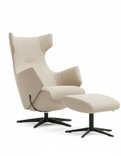 Laden Sie das Bild in den Galerie-Viewer, AERA TR-1005 – Bezugsbeispiele Stoffgruppe C (Musterservice verfügbar) mit Hocker Senza
