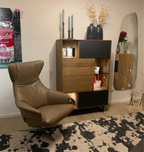 Laden Sie das Bild in den Galerie-Viewer, Farboptionen Anrei Puro Style – Zartbitter, Steingrau, Reinweiß RAL 9003, Schwarzgrau RAL 7021, Beere, Salbei
