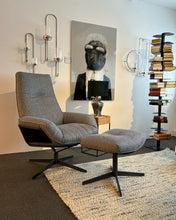 Laden Sie das Bild in den Galerie-Viewer, Stoff Noah – Gruppe T (Detail) am BW Daron
