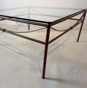 Couchtisch Bielefelder Werkstätten Arc T90, Metallgestell LOA Gold Antin mit Messingdetails und Klarglasplatte, Ausstellungsstück im Landhausstil Detail Fuß