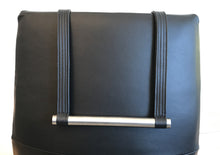 Laden Sie das Bild in den Galerie-Viewer, JORI Nackenkissen elliptisch 36 cm für Relaxsessel, Leder Cavila Black oder Celia Cherry, Gegengewicht /Alu/Edelstahl
