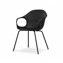 Laden Sie das Bild in den Galerie-Viewer, Elephant Chair – Front, Polyurethan Schwarz (PO03), 4-Fuß
