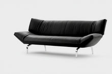 Laden Sie das Bild in den Galerie-Viewer, Leolux Sofaprogramm Devon – kompakt, elegant, ideal für kleine Räume.
