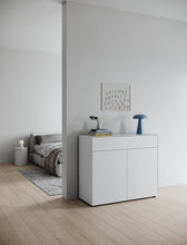 Laden Sie das Bild in den Galerie-Viewer, Designkommode 120 × 100 × 48 cm in mattweißem Lack – Modell 2033800

