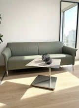 Laden Sie das Bild in den Galerie-Viewer, Beistelltisch 60×60 cm – Platte Keramik im Wohnzimmerambiente, rollbar; passend für Duett K526 &amp; Kolo K726 (DUO/pOp)
