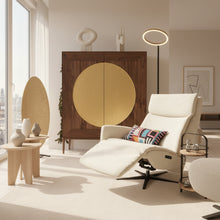 Laden Sie das Bild in den Galerie-Viewer, Scholtissek LUNA – Geschirrschrank astiger Nussbaum | vergoldeter Kreis | 150×180×42 cm
