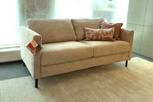 Laden Sie das Bild in den Galerie-Viewer, Sits Felix Schlafsofa in Poppy light grey, Frontansicht; Ausstellungsstück im Neuzustand.
