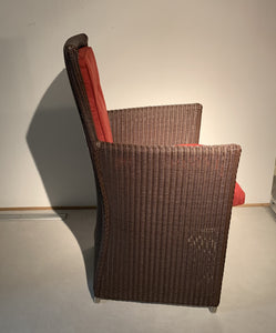 Ausstellungsstück  Alvico Lloyd Loom kleiner Sessel 175 dunkelbraun, Sitz und Rücken gepolstert, Alcantara bordeaux